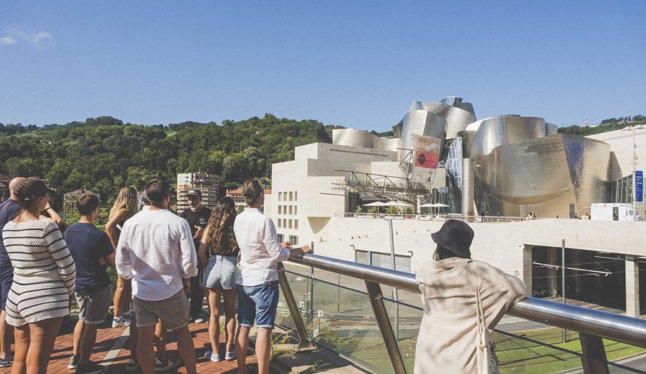 SURF CAMP BILBAO